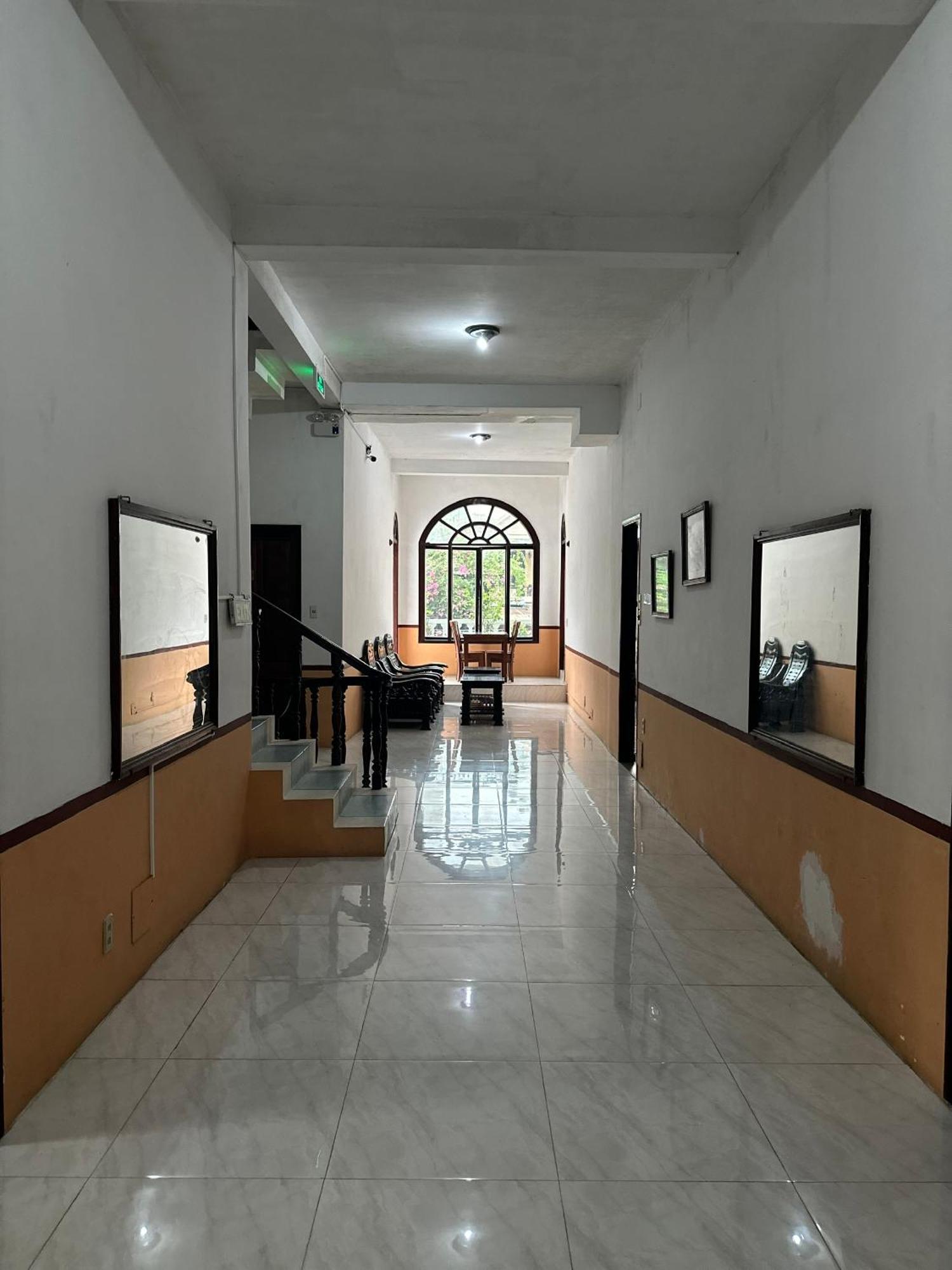 Dong Loi Hotel Hué Extérieur photo