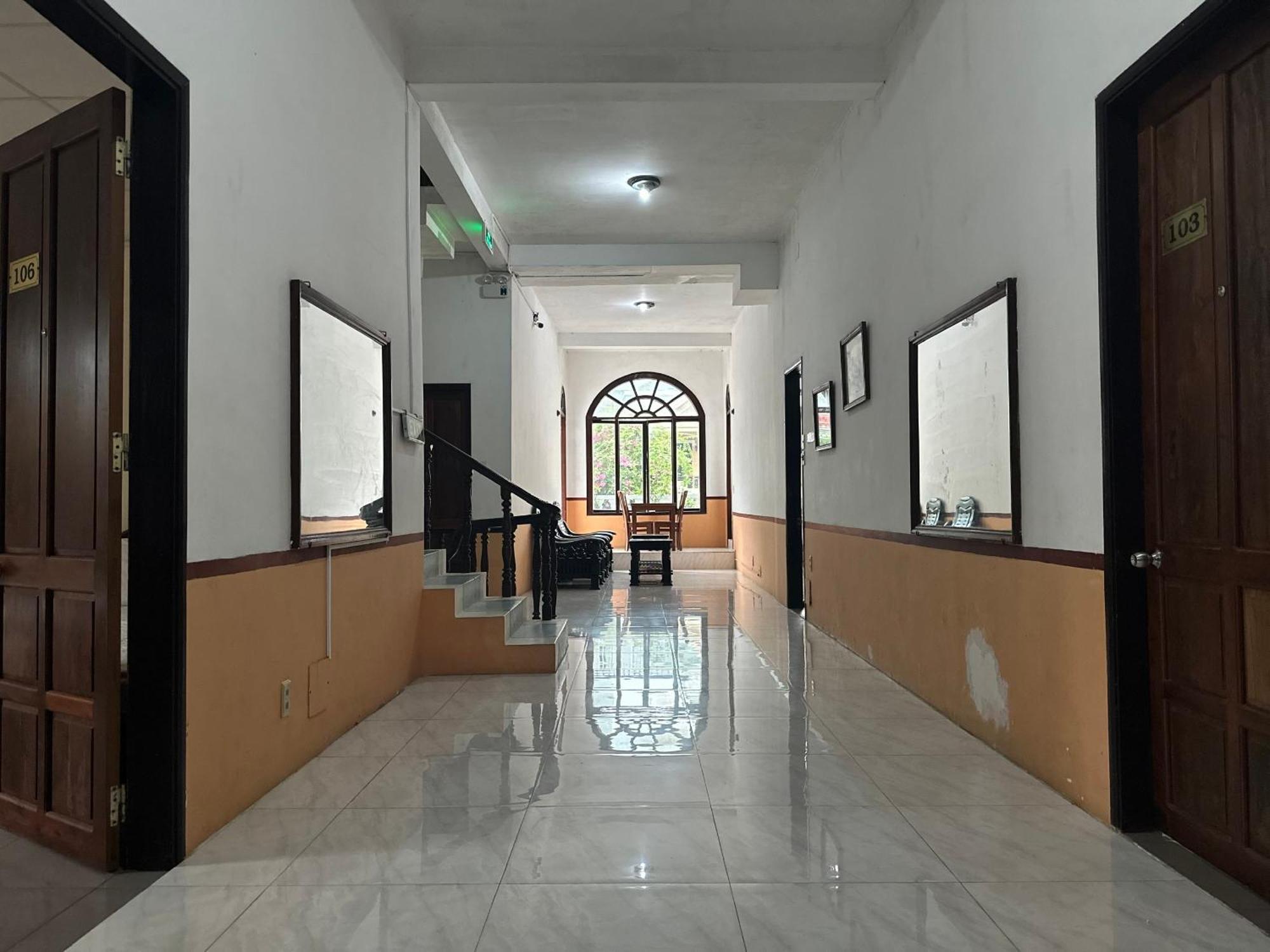 Dong Loi Hotel Hué Extérieur photo