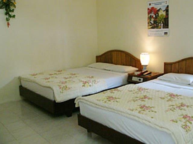 Dong Loi Hotel Hué Extérieur photo